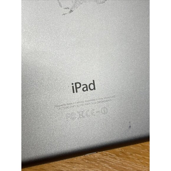 Apple iPad Air (16GB )- ME993LL/B ( A1475) Fully Functional / Version 12.5.7 - Picture 9 of 9